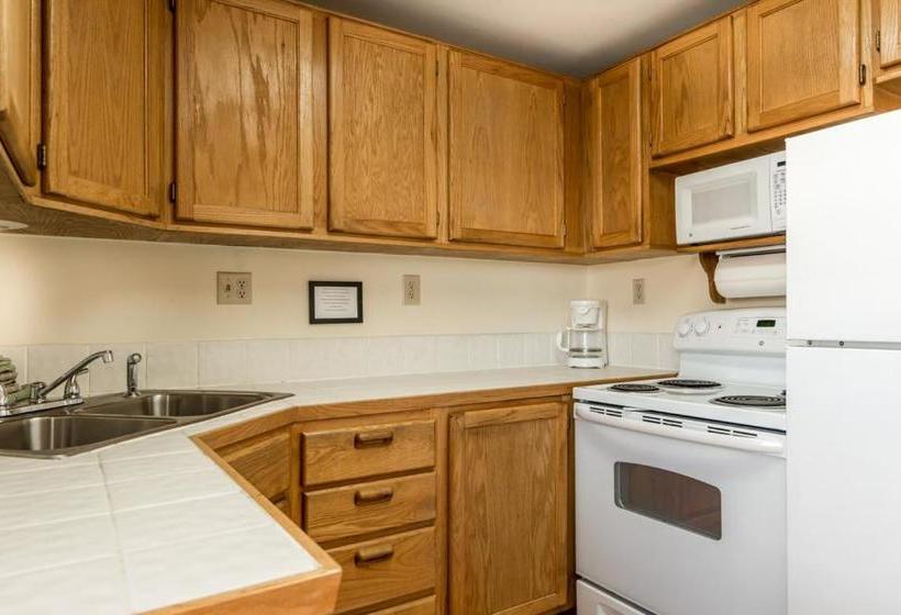 فندق Suites Of Lava Hot Springs