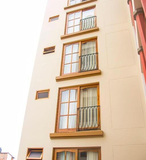 בית מלון כפרי Suiza Peruana