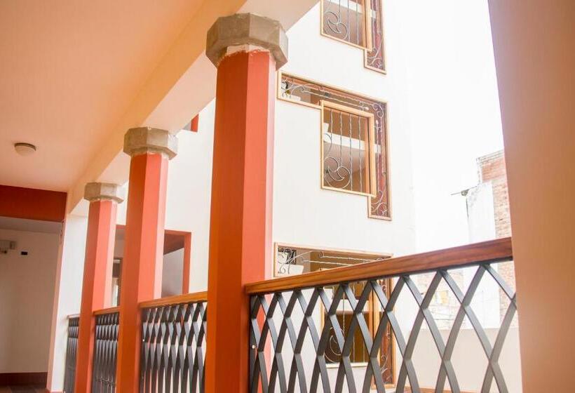 בית מלון כפרי Suiza Peruana