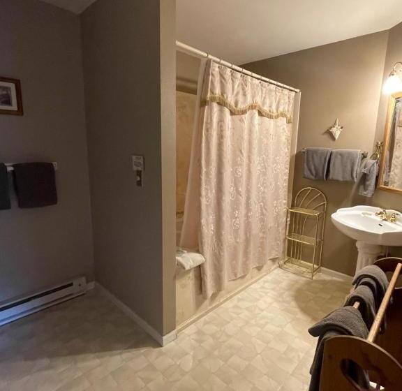 בית מלון כפרי Sweetgrass Inn Bed & Breakfast