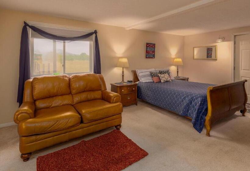 בית מלון כפרי Sweetgrass Inn Bed & Breakfast