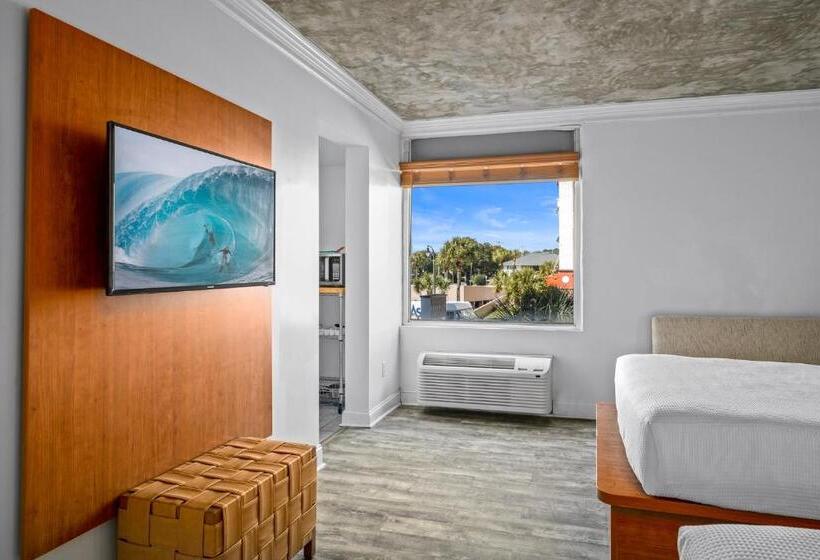 호텔 The Beverley Beach House