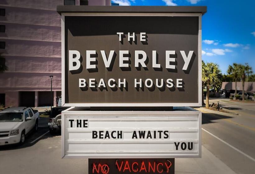 호텔 The Beverley Beach House