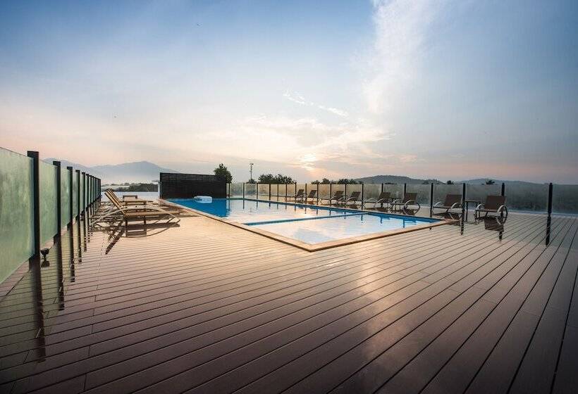 酒店 The Smith House