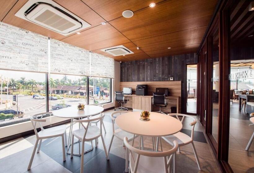 酒店 The Smith House