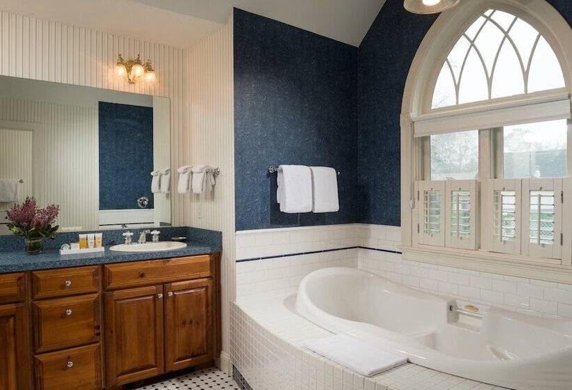 호텔 The Winstead Inn