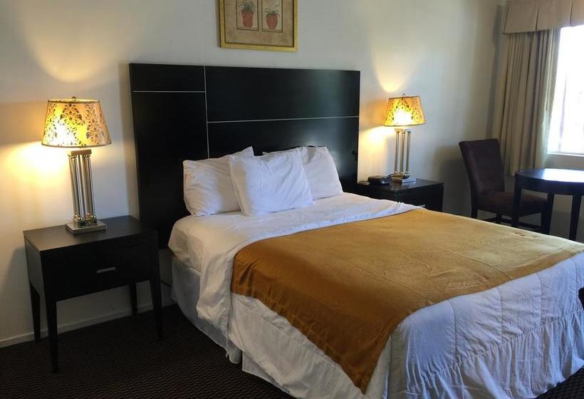 فندق Tropics Motor