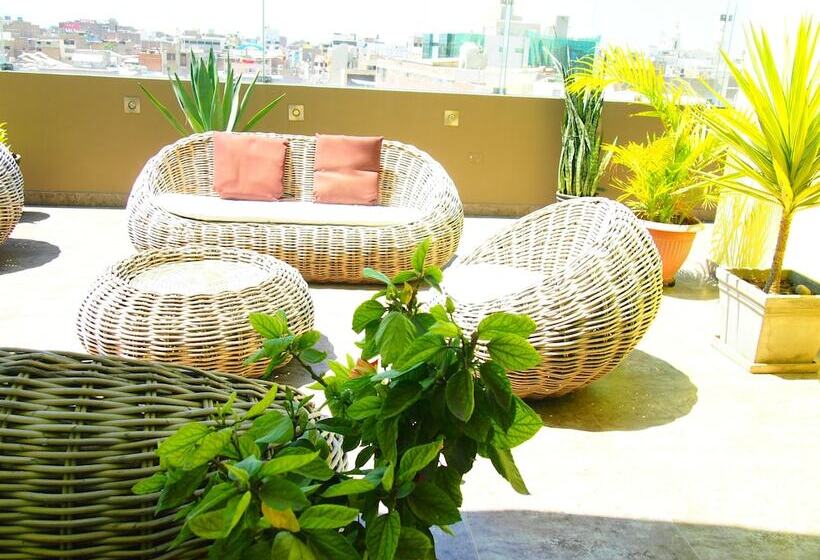 هتل Valle Del Sol Hand