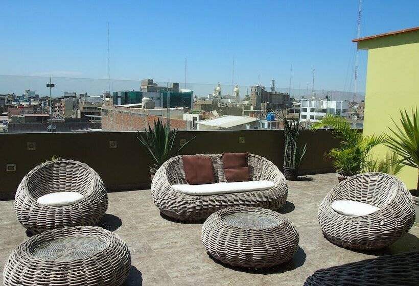 هتل Valle Del Sol Hand