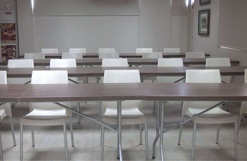 هتل Valle Del Sol Hand