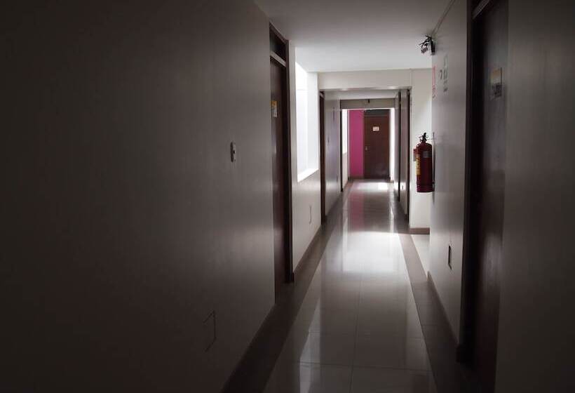 هتل Valle Del Sol Hand