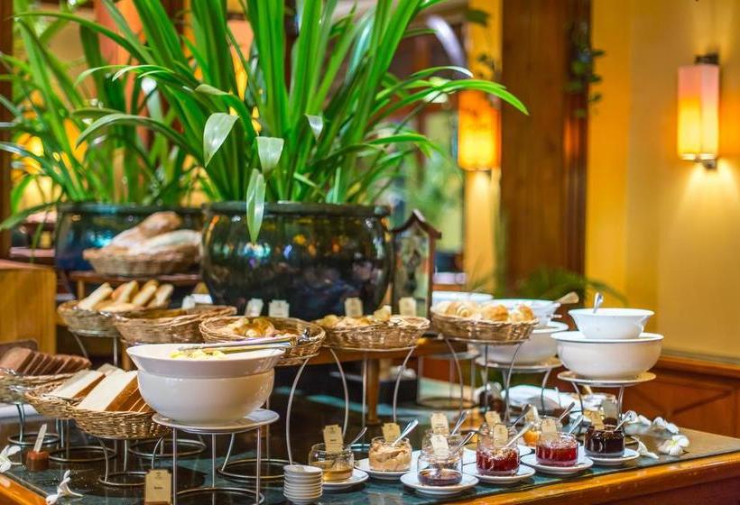 Отель Victoria Angkor Resort & Spa