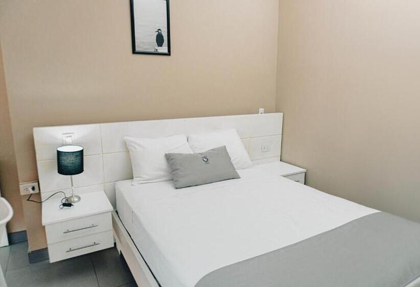 فندق Viera Chimbote