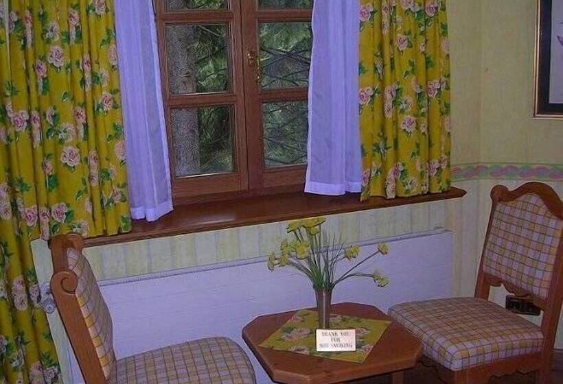 فندق Villa Stresov