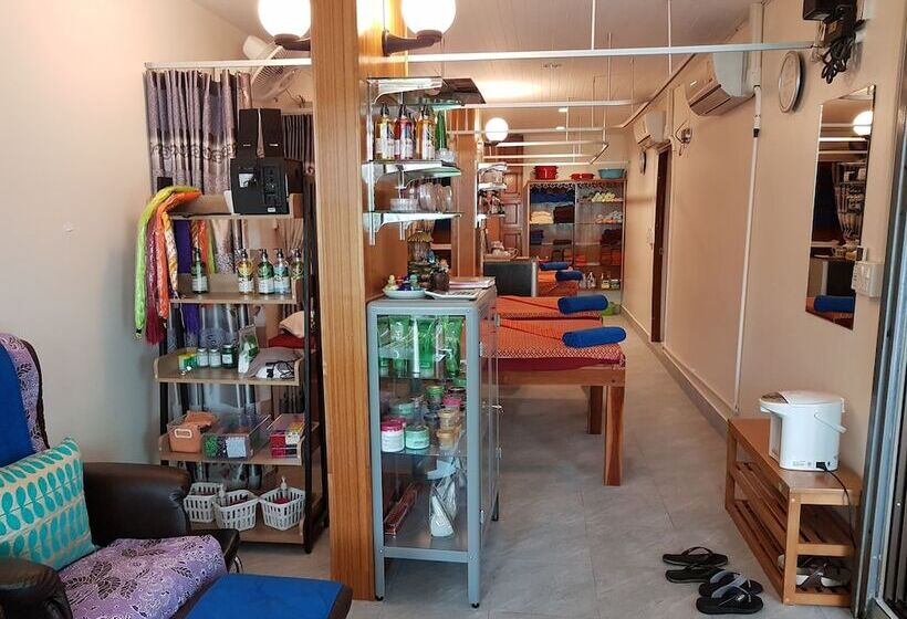 בית מלון כפרי Welcome Inn Karon