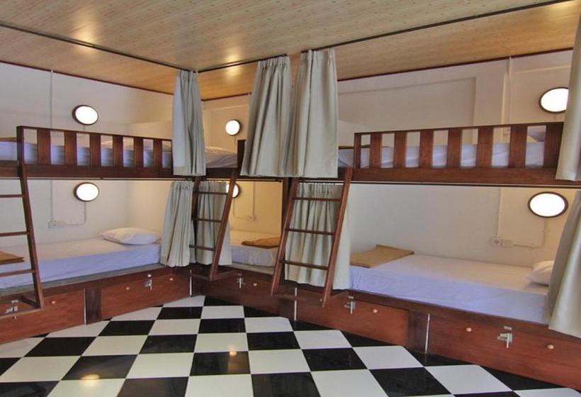 Kayun Hostel Downtown