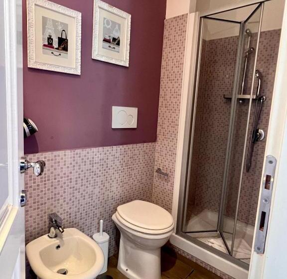 פנסיון Piazzetta De' Monti Suites