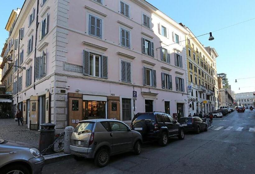 פנסיון Piazzetta De' Monti Suites