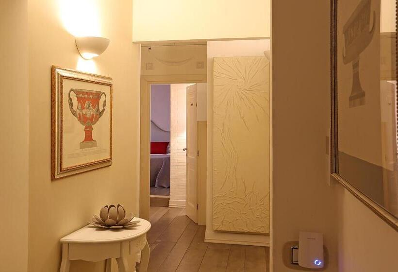 פנסיון Piazzetta De' Monti Suites