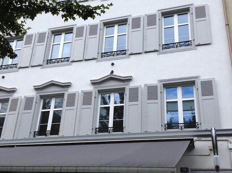 Residence Apartments By Hotel Du Commerce