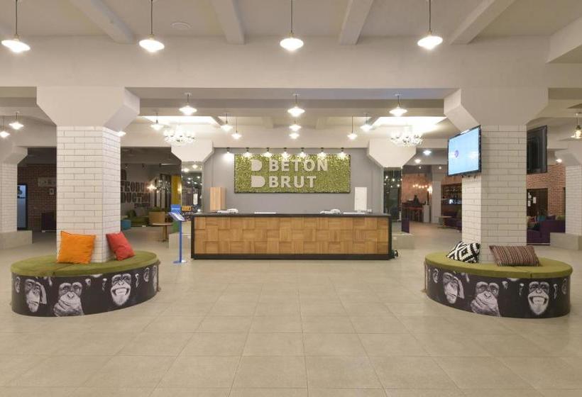 استراحتگاه Beton Brut All Inclusive & Spa Hotel In Miracleon