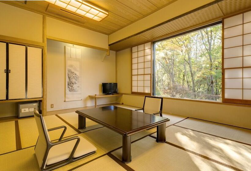 료칸 Yamanakako Shuzanso