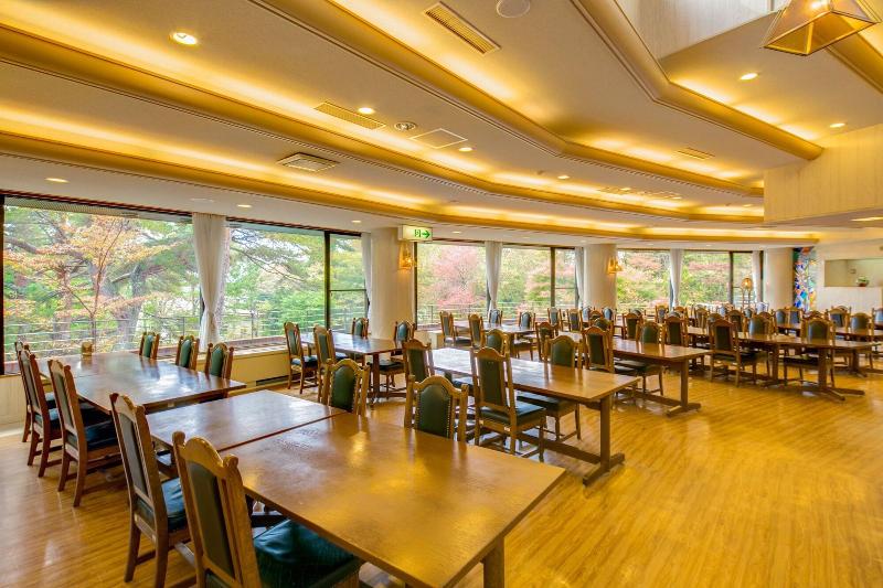 료칸 Yamanakako Shuzanso