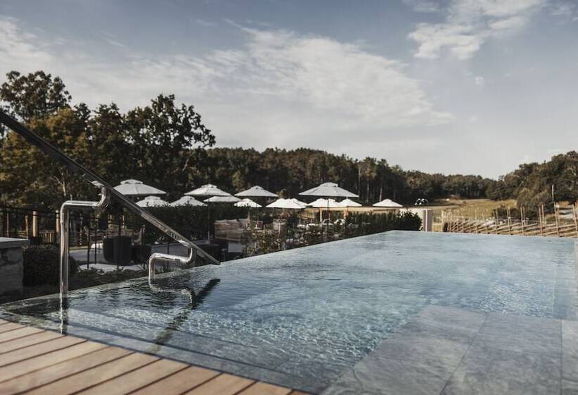 Smådalarö Gård Hotell & Spa