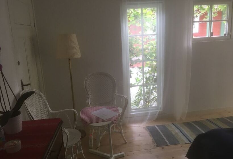 Stockholm B&b Cottage