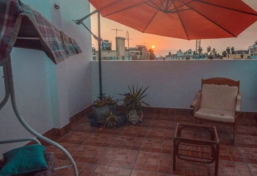 Wachaque Surf Hostel