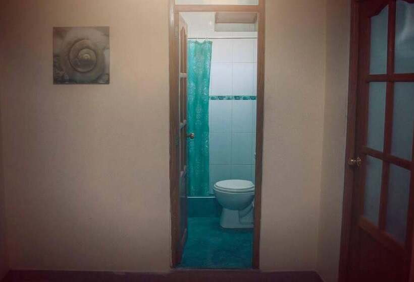 Wachaque Surf Hostel