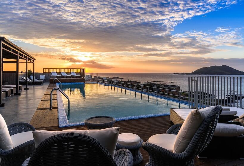 Aguila Hotel Jeju Oceano Suite