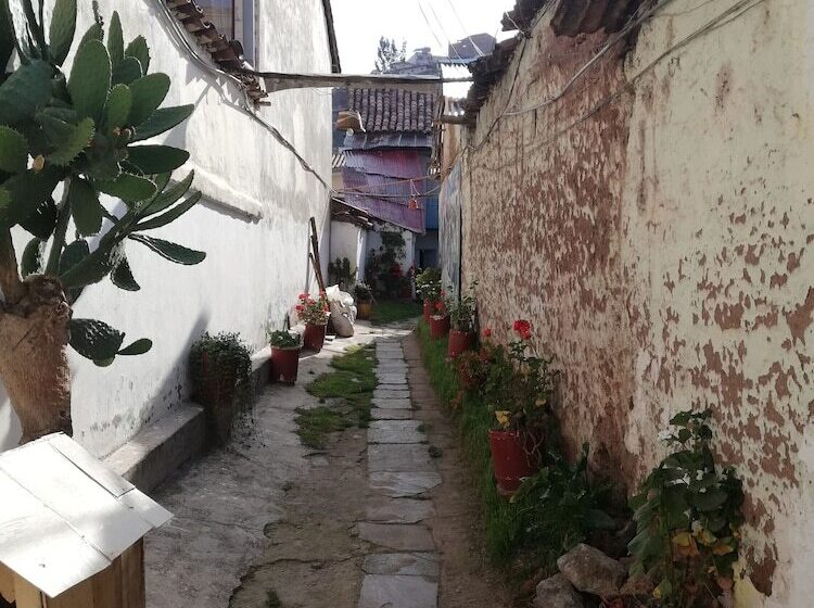 هاستل Barrio Inka B&b