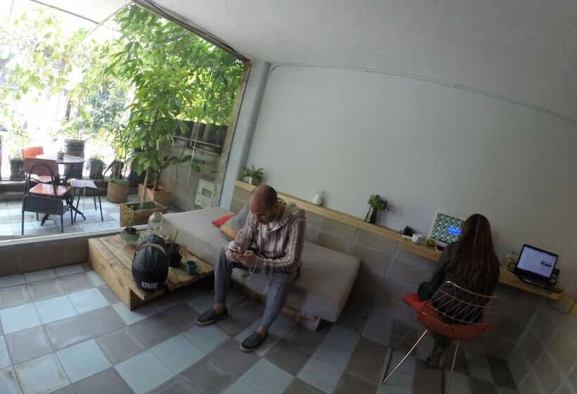 Casa Estacion Hostel