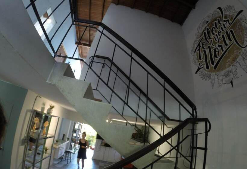 Casa Estacion Hostel