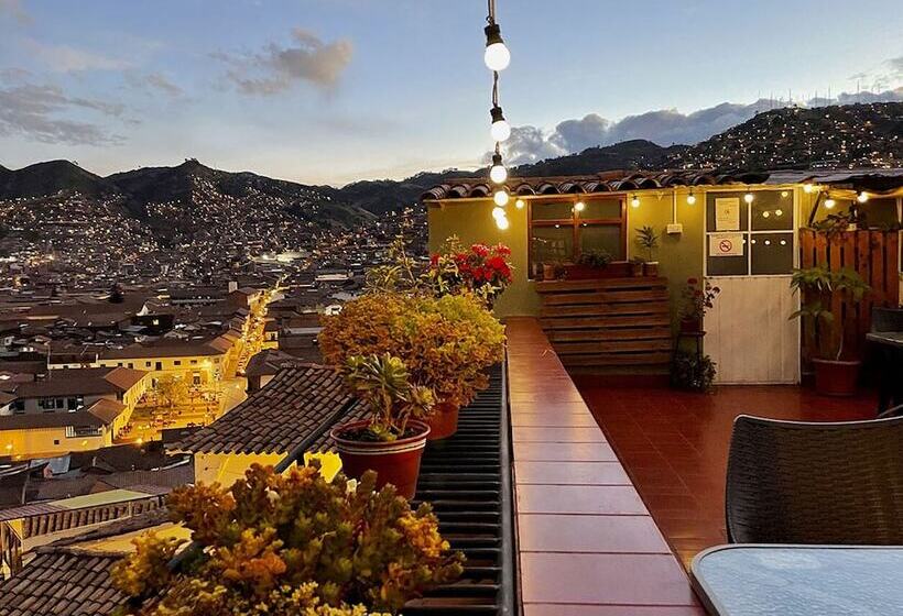 ユースホステル Eco Home View Guest House