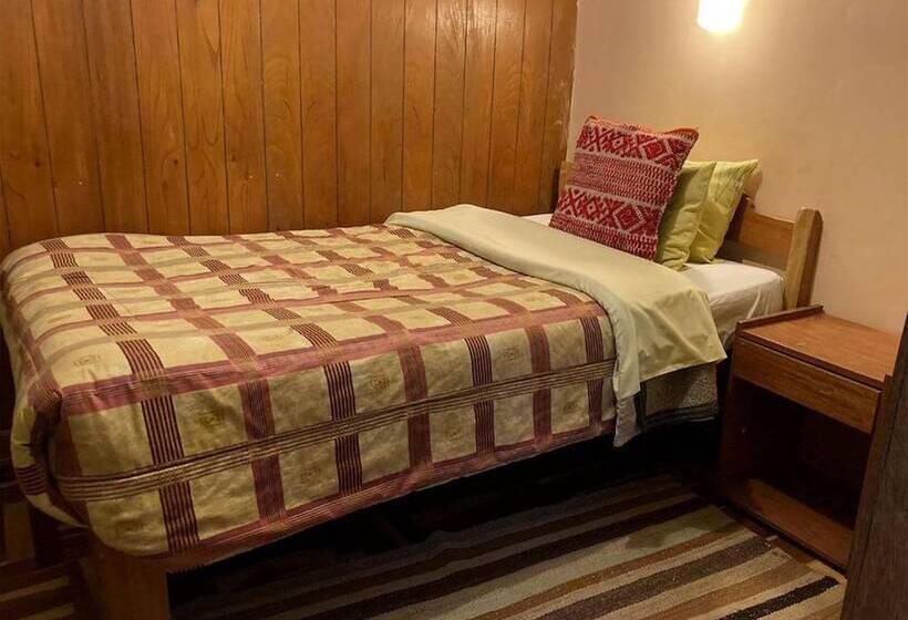 ユースホステル Eco Home View Guest House