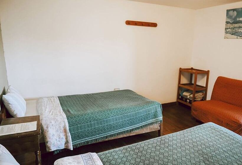 ユースホステル Eco Home View Guest House