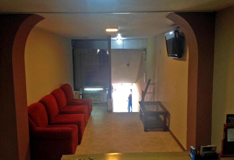 هاستل Hostal Sauna Tambo Wasi