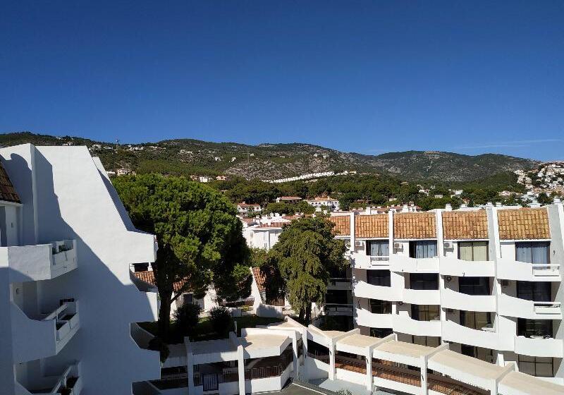 Apartamentos Eurhostal 3000