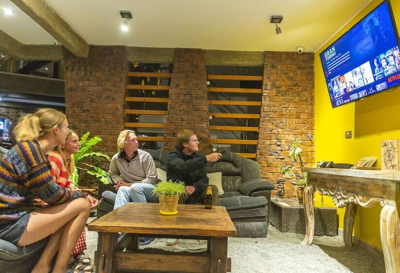 Banana S Adventure Hostel