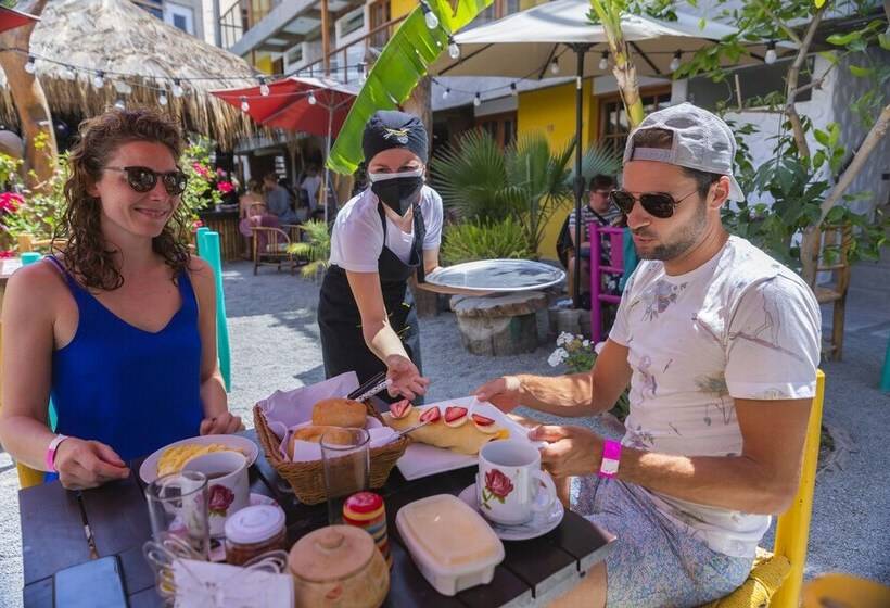 Banana S Adventure Hostel