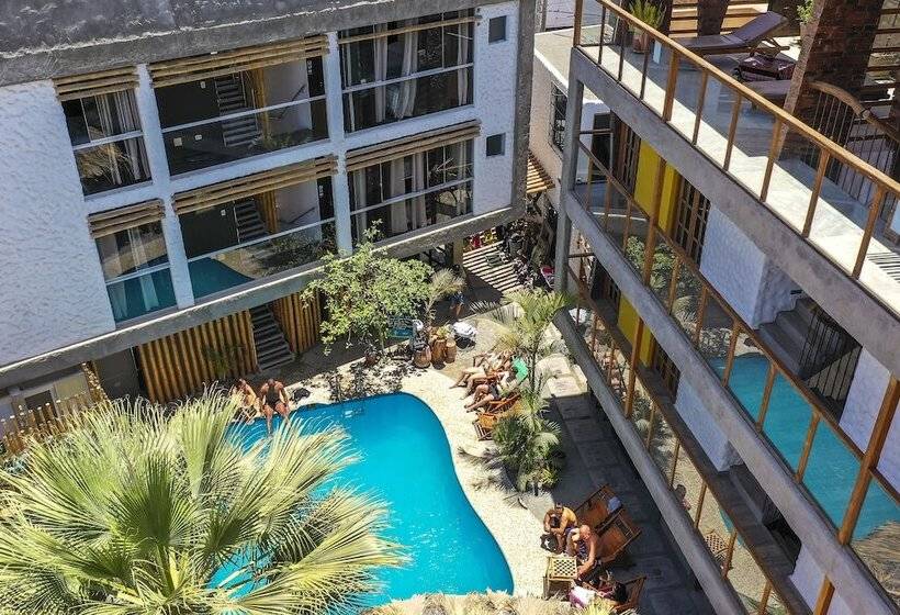 Banana S Adventure Hostel