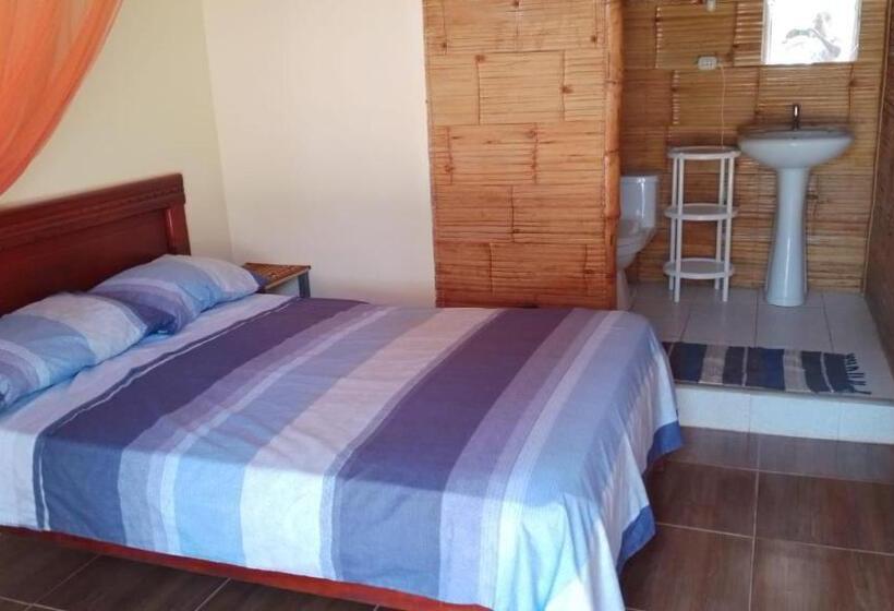 Bed and Breakfast Aquamarinn