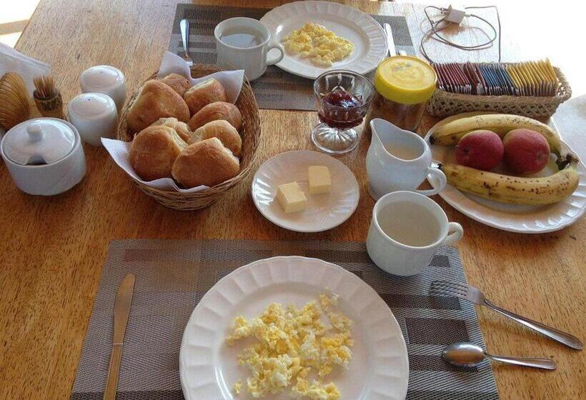 Bed and Breakfast Aquamarinn