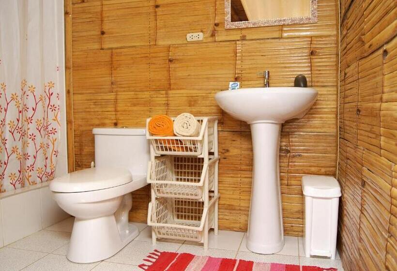 Bed and Breakfast Aquamarinn