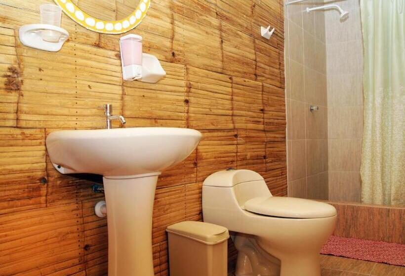 Bed and Breakfast Aquamarinn