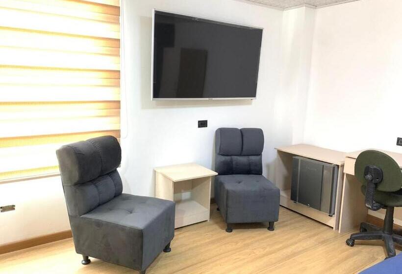 تختخواب و صبحانه Casa Modelia