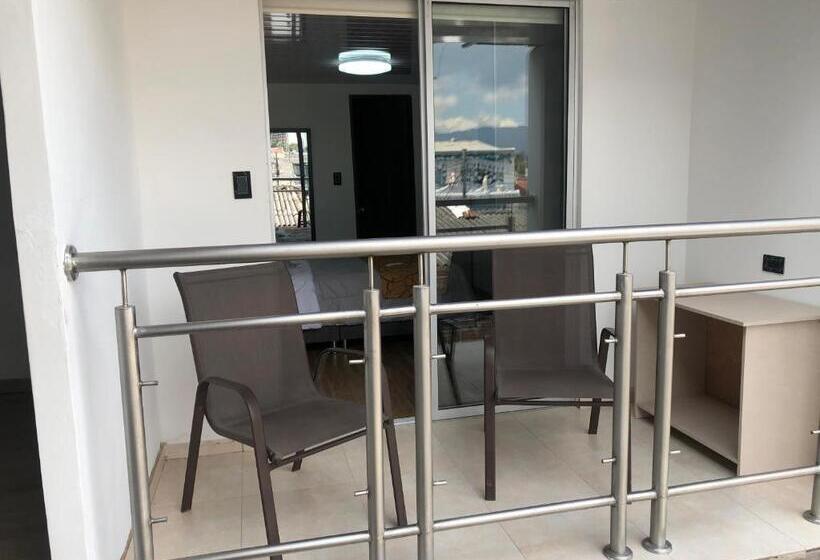 تختخواب و صبحانه Casa Modelia