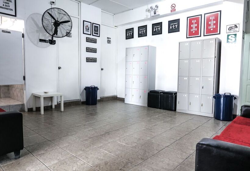 تختخواب و صبحانه Ica Adventures Ii